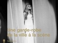 Dalida, une garde-robe de la ville à la scène- couverture